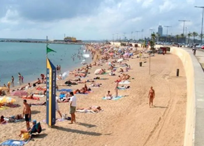 Atico Cerca Playa Y Centro A 10 Min. Sant Adria de Besos