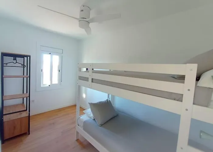 Atico Cerca Playa Y Centro A 10 Min. Apartman