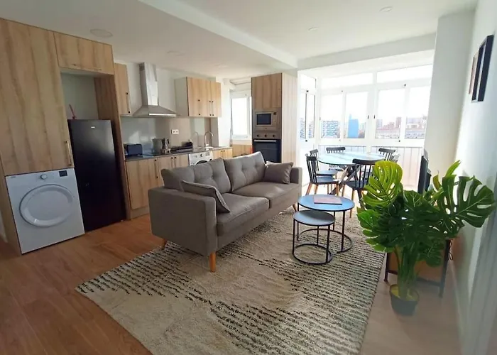 Atico Cerca Playa Y Centro A 10 Min. Apartman