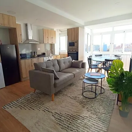 Atico Cerca Playa Y Centro A 10 Min. Appartement